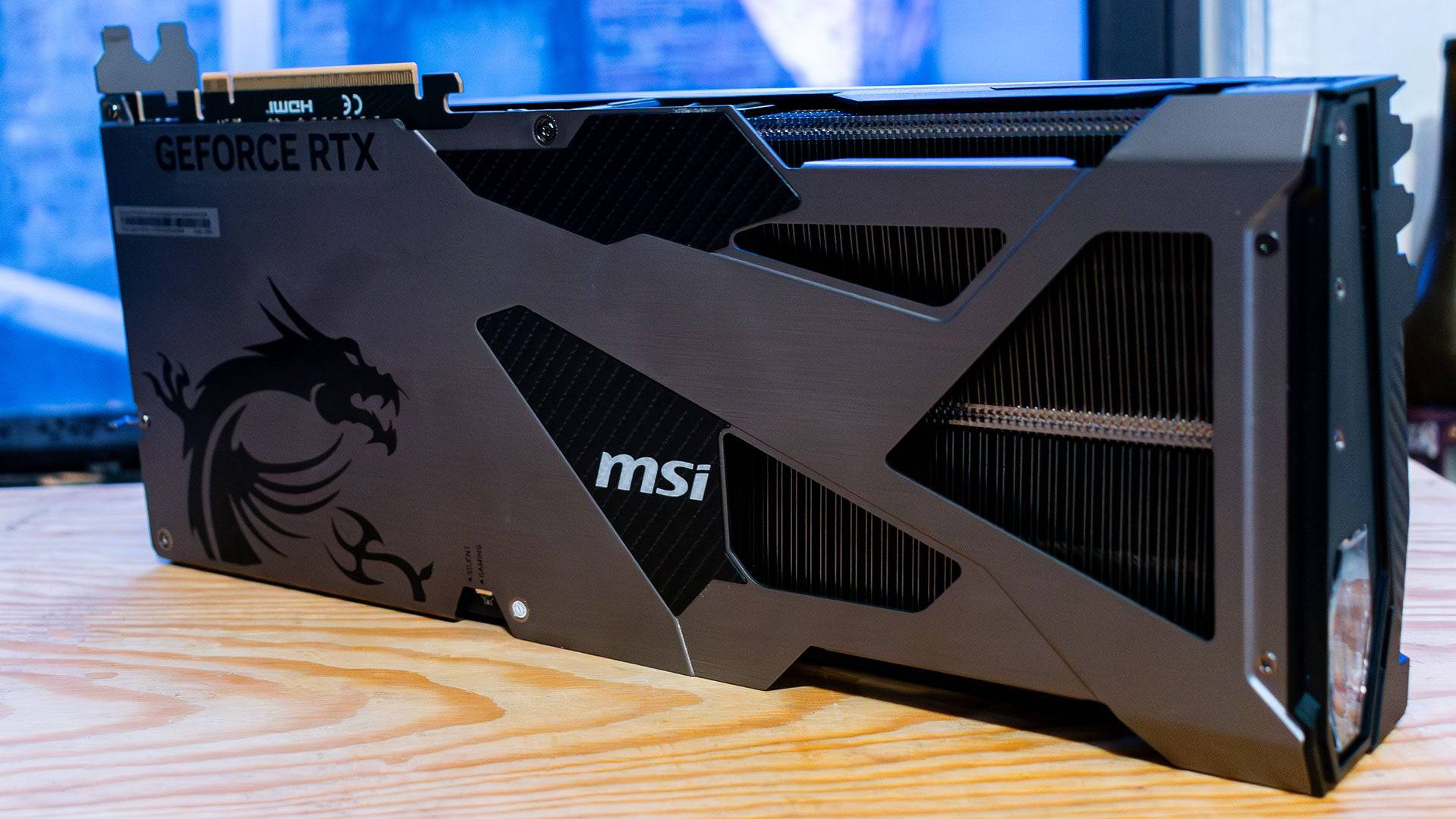RTX 5070 TI 사진 1