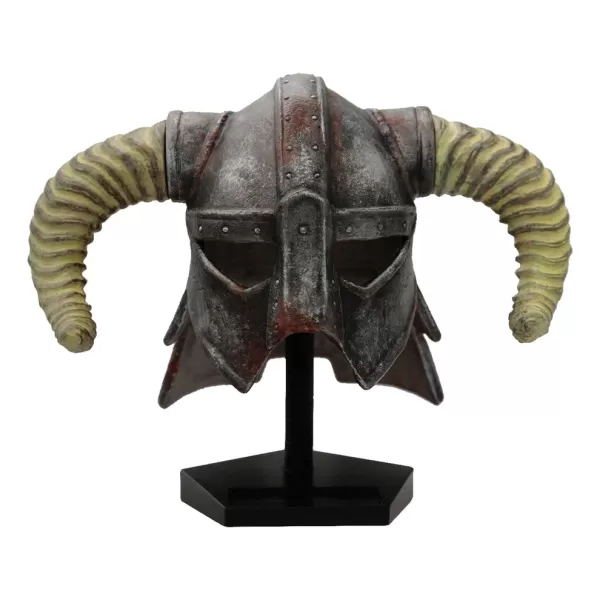 Pre-order Skryrim Dragonborn helmet sa IGN store ngayon!
