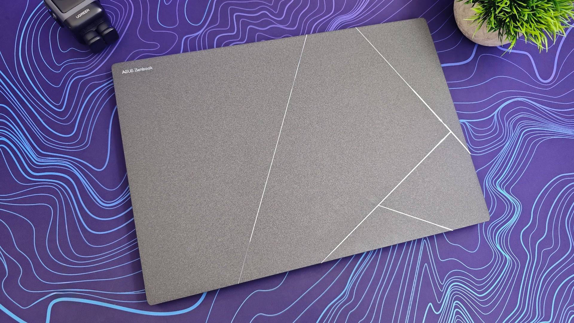 華碩Zenbook S 16